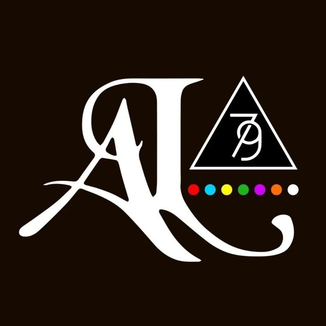 Who Am I - Alicia Studio