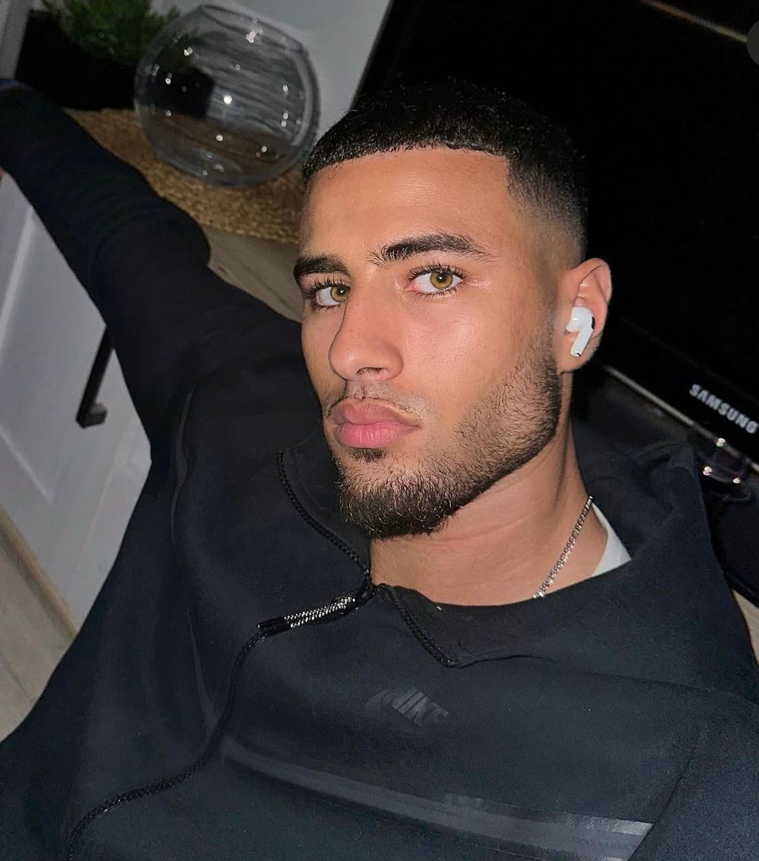 Safir's Glowup Program (en)